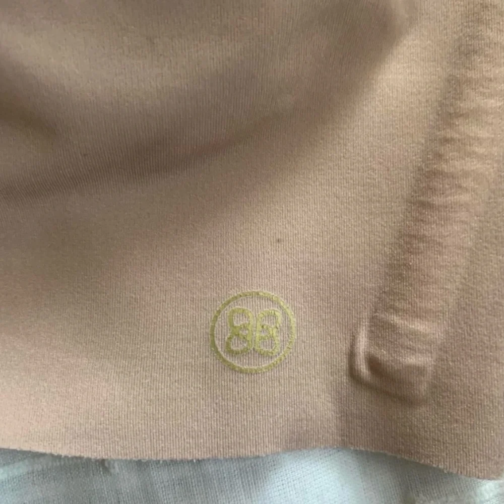 Honeylove V-Neck SoftForm tan  seamless bra size XS neutral wireless lingerie - Picture 3 of 6